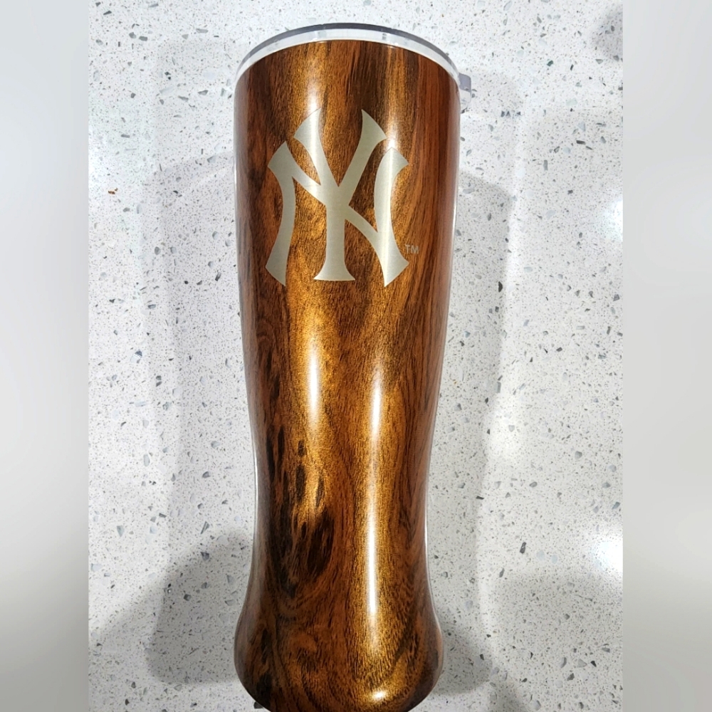 Yankees tumbler